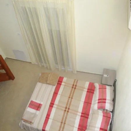 Apartment Rg House With Yard&parking Nikiti (Sithonia)