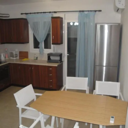 Rg House With Yard&parking Apartment Nikiti (Sithonia)